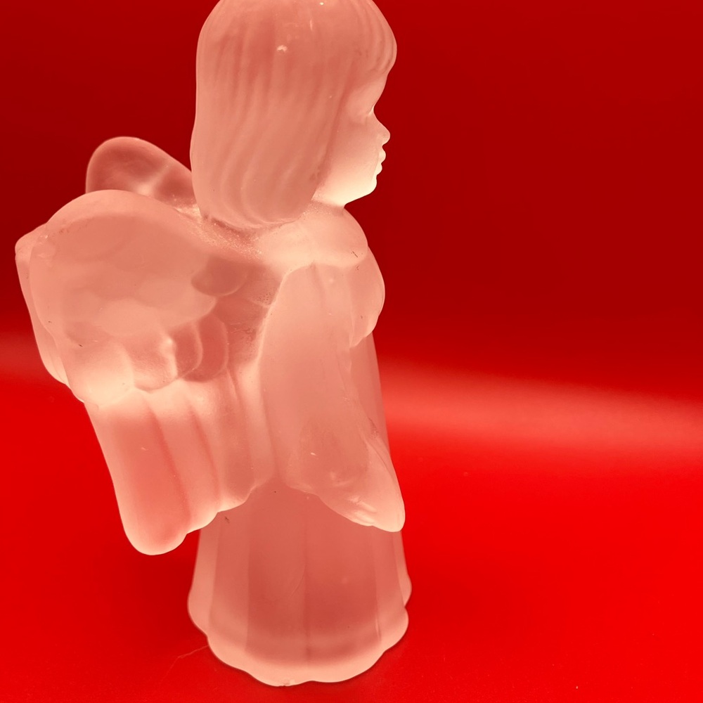 Frosted Glass Angel Figurine - Picture 4 of 7